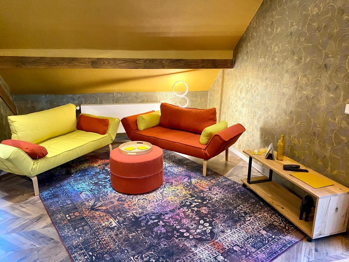 Hof Vierzehnender Im Hohen Venn - 70Qm Maisonette - 2 Schlafzimmer - Wohnkueche - Balkon Mit Grill - Monschau - Eifel - Hunde Willkommen - Islandpferde Bagian luar foto